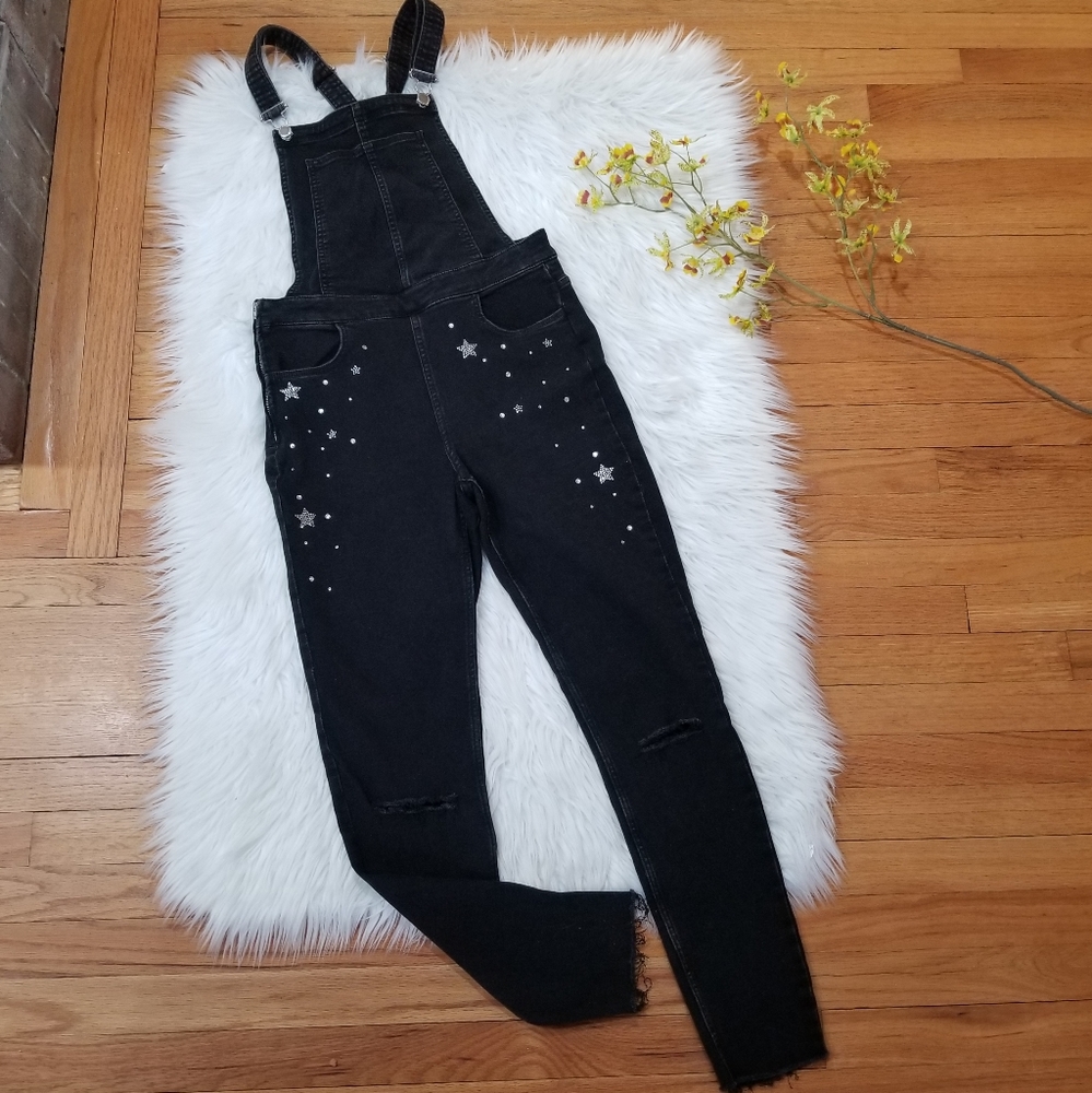 H&M Overalls Stretch Distressed SKINNY Jeans Color Black Size 10.‎